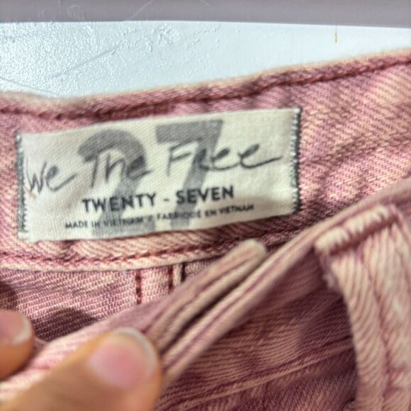 We The Free Womens Jean Shorts Mauve Pink 27 Distressed Raw Hem Button Fly - Picture 3 of 5